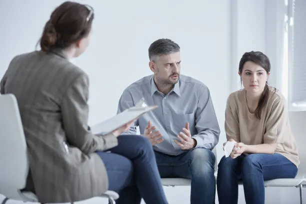 Benefits of Marriage Counseling Before Divorce