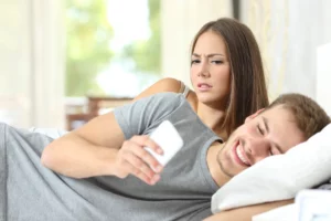 Signs That Social Media Is Affecting Your Relationship