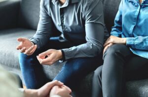 What Is The Role of a Mediator in Couples Therapy?